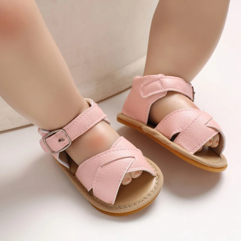 Girls Sandals Summer Hollow Breathable Anti-Slip PU Baby Shoes Sandals Toddler Soft Soled Shoes 
Girls Sandals Summer Hollow Breathable Anti-Slip PU Baby Shoes Sandals Toddler Soft Soled Shoes