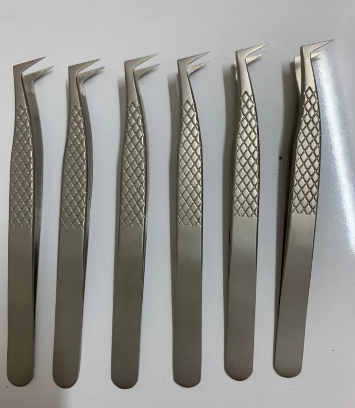 200pcs Eyelash Tweezers Excellent Closure Stainless Steel Lash Accessories Tweezers For 3D Volume Lash Extension hot
200pcs Eyelash Tweezers Excellent Closure Stainless Steel Lash Accessories Tweezers For 3D Volume Lash Extension hot