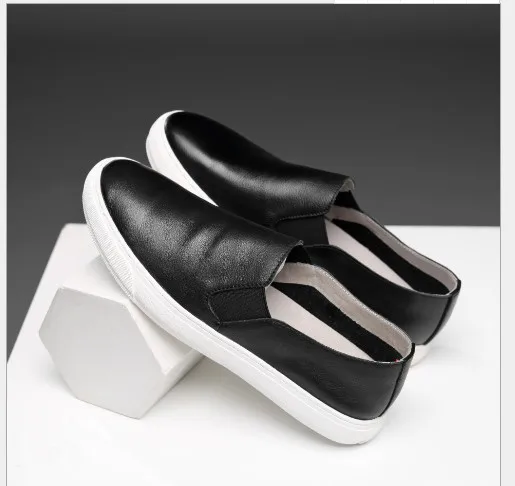 2021 new soft thick sole shoes comfortable leather shoes casual sports breathable shoes
2021 new soft thick sole shoes comfortable leather shoes casual sports breathable shoes