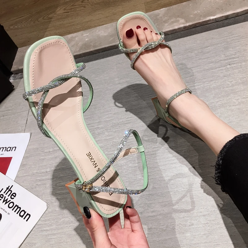 MIYEDA Summer Women Mid Heels Sandals Mature Casual Bling Back Straps Cross-strap Ankle Strap Office Ladies Shoes
MIYEDA Summer Women Mid Heels Sandals Mature Casual Bling Back Straps Cross-strap Ankle Strap Office Ladies Shoes