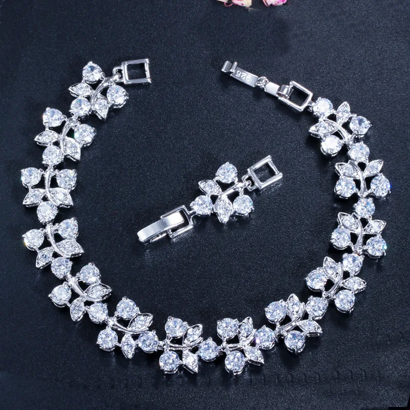 AAA Zircon S925 Sterling Silver Platinum CZ Bracelet Emerald Sapphire Gemstone Bangle Bridal Wedding Party Luxury Jewelry
AAA Zircon S925 Sterling Silver Platinum CZ Bracelet Emerald Sapphire Gemstone Bangle Bridal Wedding Party Luxury Jewelry