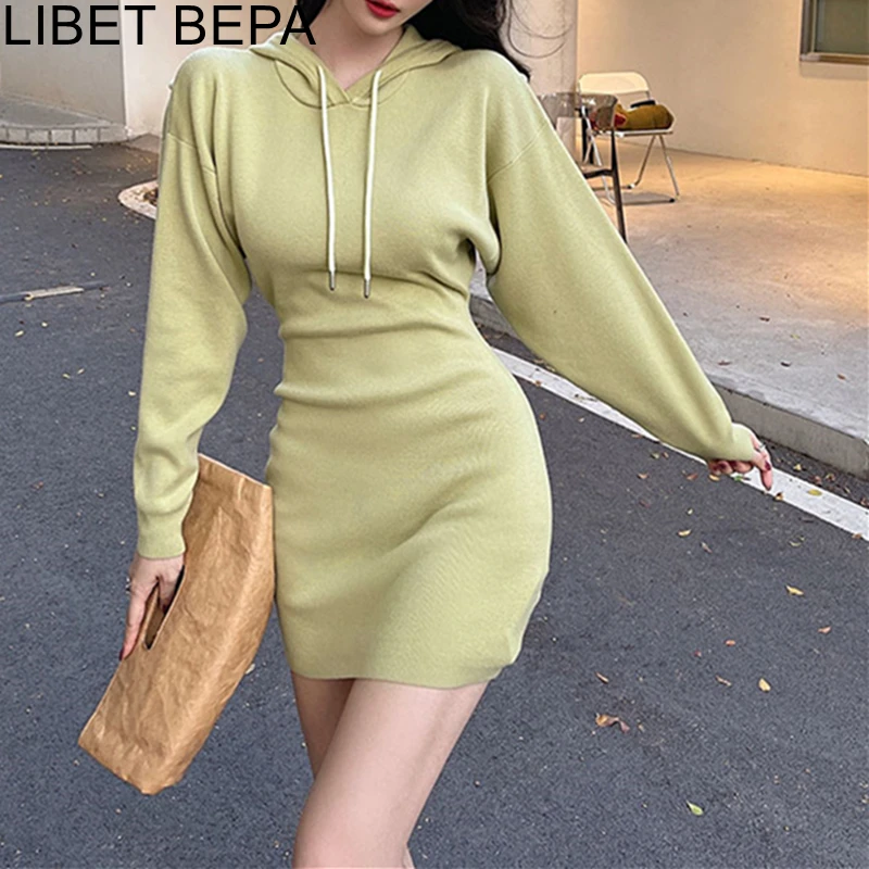 New 2022 Women Package Hip High Waist Sweater Dresses Spring Autumn Hooded Fashionable Chic Elegant Lady Mini Dresses DR9410
New 2022 Women Package Hip High Waist Sweater Dresses Spring Autumn Hooded Fashionable Chic Elegant Lady Mini Dresses DR9410