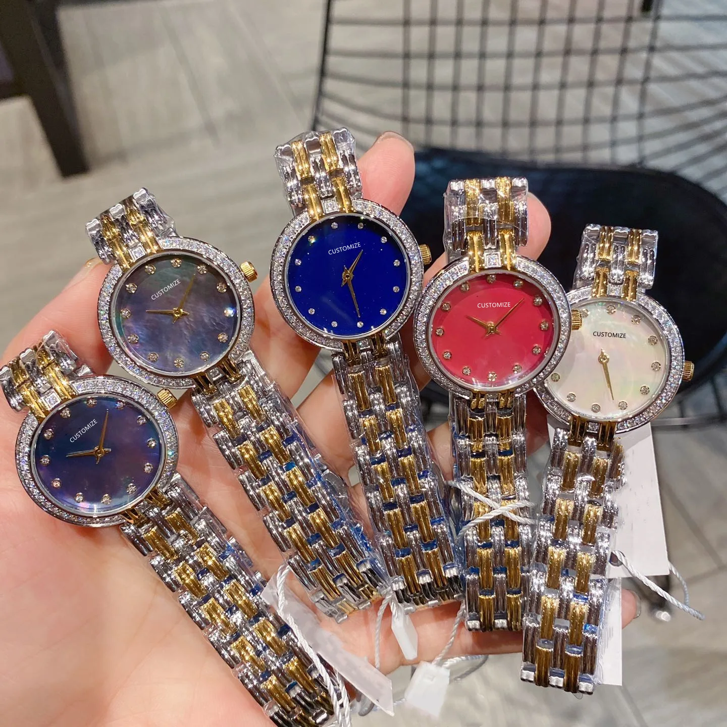 30mm Stainless Steel Women Quartz Watch Grey White Blue Pink mother Of Pearl Shell Dial Clock 12 Diamonds Female Luxury Name AAA
30mm Stainless Steel Women Quartz Watch Grey White Blue Pink mother Of Pearl Shell Dial Clock 12 Diamonds Female Luxury Name AAA