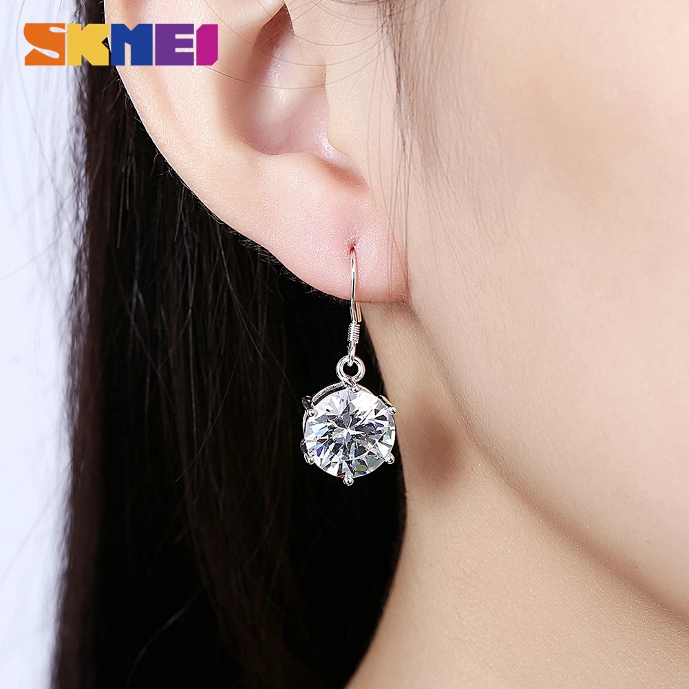 SKMEI 925 Sterling Silver Women Earring Drop Zircon Fashion Round Silver Earrings Jewelry Wholesaler For Female CE172 
SKMEI 925 Sterling Silver Women Earring Drop Zircon Fashion Round Silver Earrings Jewelry Wholesaler For Female CE172
