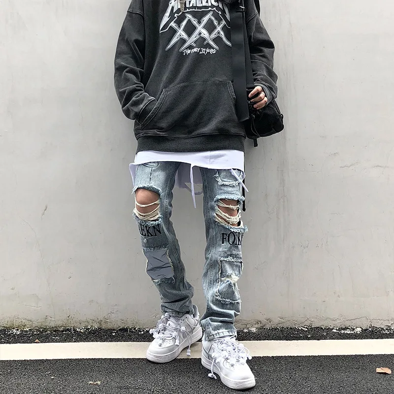 Summer Men's Ripped Jeans Zipper Letter Emaroidery Personality Fashion Cool Washable Quality Male Pencil Pants
Summer Men's Ripped Jeans Zipper Letter Emaroidery Personality Fashion Cool Washable Quality Male Pencil Pants