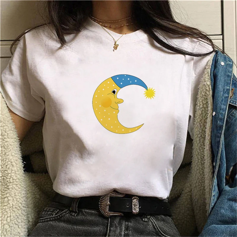 2021 Beautiful Moon Printed T-shirt White T-Shirt 90s Cute Art Tee Hipster Grunge Top streetclothing Kawaii Graphic Womens Tees
2021 Beautiful Moon Printed T-shirt White T-Shirt 90s Cute Art Tee Hipster Grunge Top streetclothing Kawaii Graphic Womens Tees