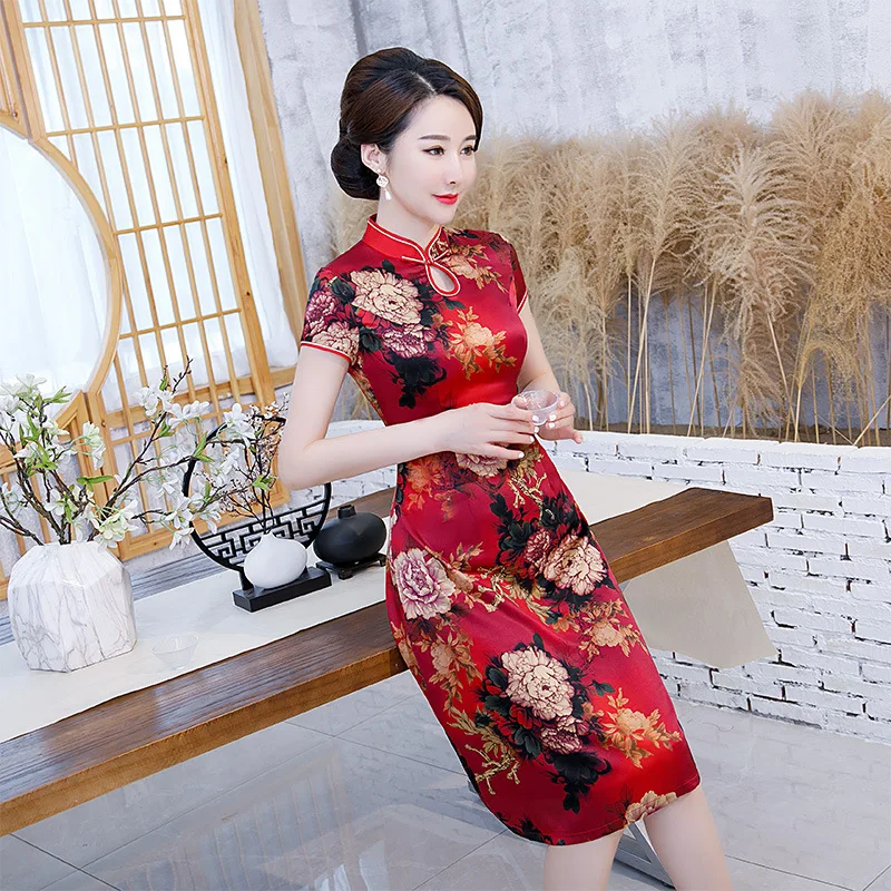 2020 summer new Silk cheongsam cheongsam girl Large size cheongsam gown chinese traditional qipao dress party Short sleeve dress
2020 summer new Silk cheongsam cheongsam girl Large size cheongsam gown chinese traditional qipao dress party Short sleeve dress