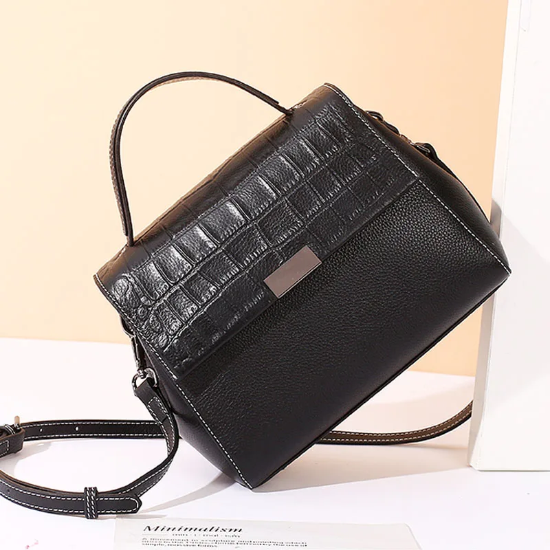New trendy leather handbags crocodile pattern handbags female temperament one-shoulder niche design messenger bagLuxury Handbags
New trendy leather handbags crocodile pattern handbags female temperament one-shoulder niche design messenger bagLuxury Handbags