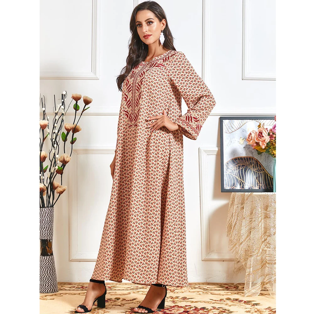 Plus Size Embroidery Women Dubai Long Sleeve Dress Abaya Muslim Kaftan Caftan Islamic Clothing Jilbab Gown Party Robe Ramadan 
Plus Size Embroidery Women Dubai Long Sleeve Dress Abaya Muslim Kaftan Caftan Islamic Clothing Jilbab Gown Party Robe Ramadan