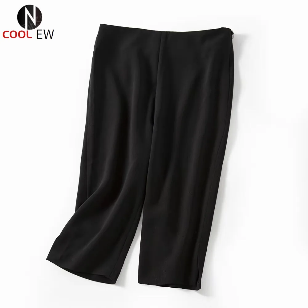 Pants & Capris
Pants & Capris