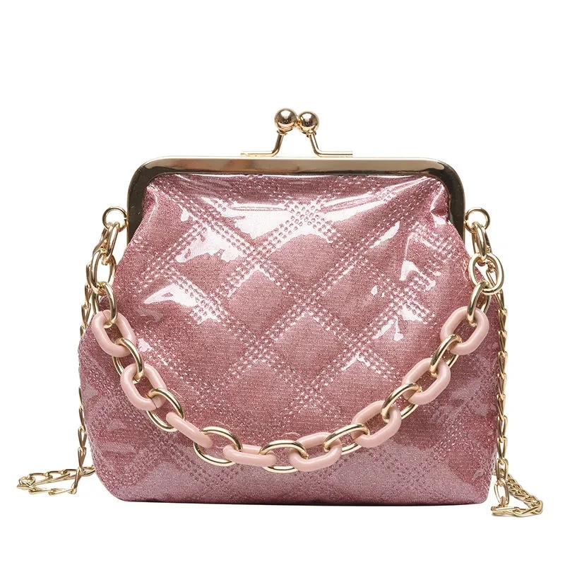 Summer NEW Diamond PU Leather Women's Handbags Purses Vintage Fashion Chain Tote bags Shell Lock Women Shoulder Crossbody Bag
Summer NEW Diamond PU Leather Women's Handbags Purses Vintage Fashion Chain Tote bags Shell Lock Women Shoulder Crossbody Bag