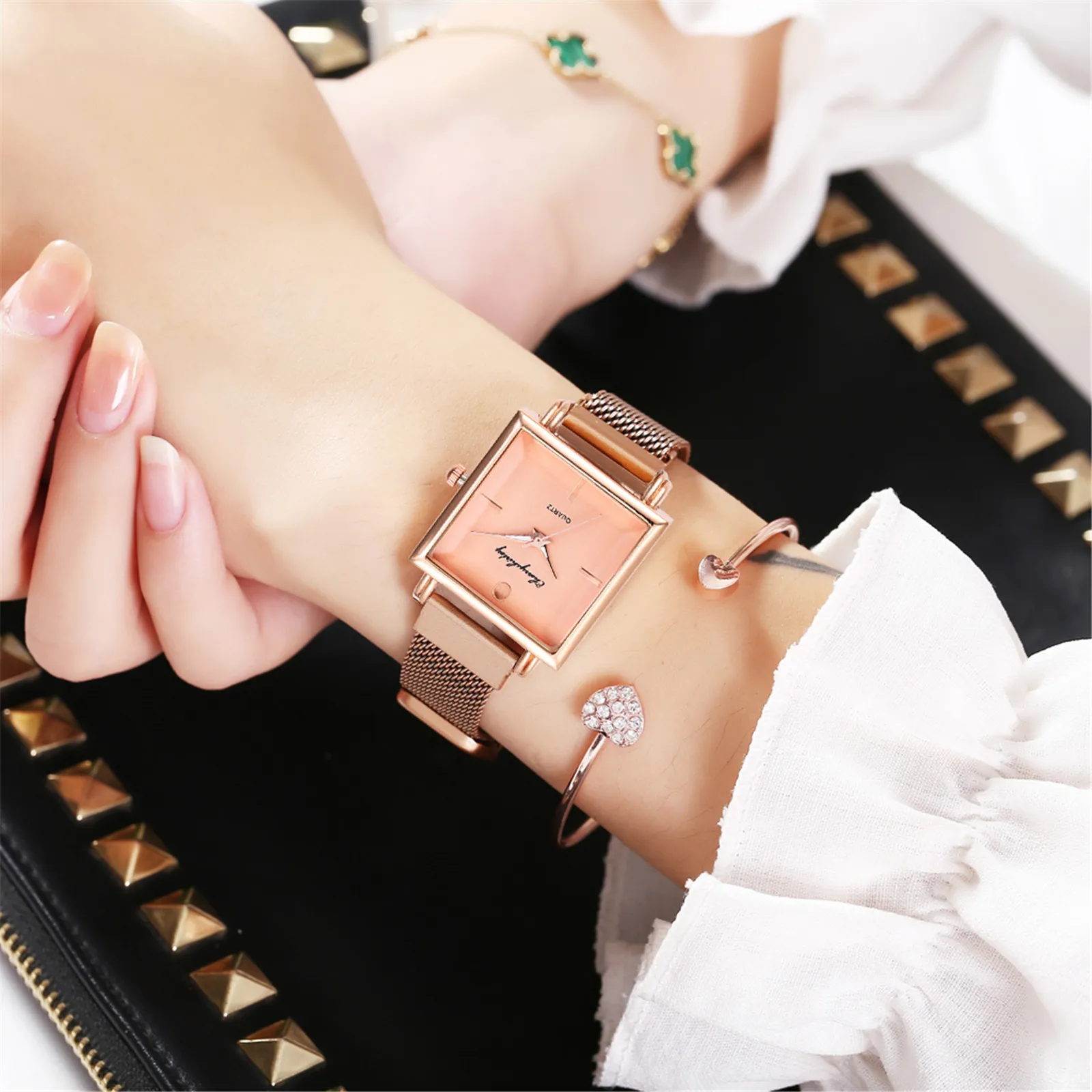Quartz Watch without Numerals Scale Square Dial Watch for Women Stainless Steel Strap Casual Wristwatch Reloj Mujer Drop Ship
Quartz Watch without Numerals Scale Square Dial Watch for Women Stainless Steel Strap Casual Wristwatch Reloj Mujer Drop Ship