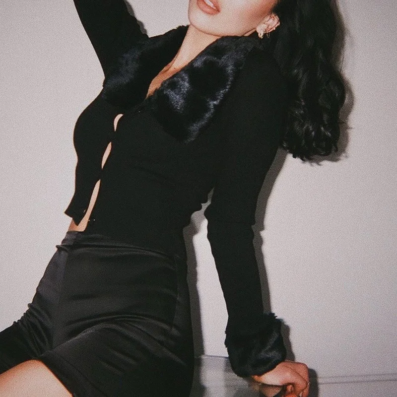XUXI Women Slim Short Coat Fur-Collar Long Sleeve Black Cardigan Single-breasted Sexy Coat Spring Autumn 2021 E3818
XUXI Women Slim Short Coat Fur-Collar Long Sleeve Black Cardigan Single-breasted Sexy Coat Spring Autumn 2021 E3818
