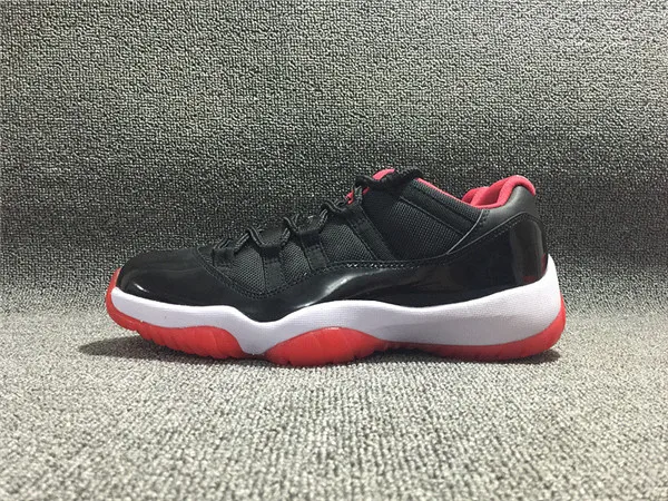 With box discount 11 Low Varsity Red 11s Navy gum blue Bred Georgetown Concord white men basketball shoes mens women sports snea
With box discount 11 Low Varsity Red 11s Navy gum blue Bred Georgetown Concord white men basketball shoes mens women sports snea