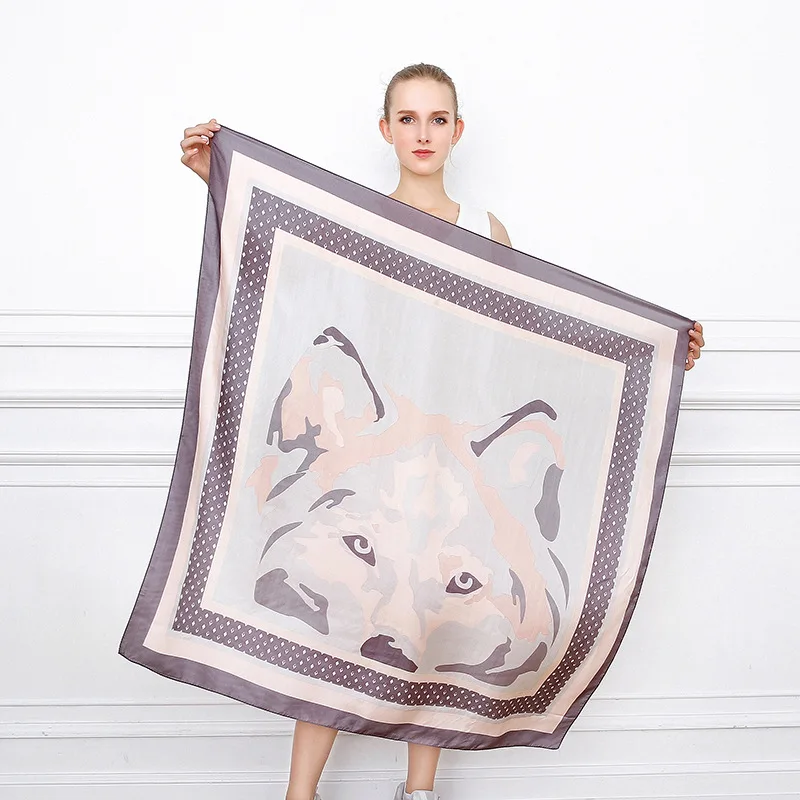 New silk scarf/scarf "fox" heavy weight silk spun mulberry silk scarf/large shawl
New silk scarf/scarf "fox" heavy weight silk spun mulberry silk scarf/large shawl
