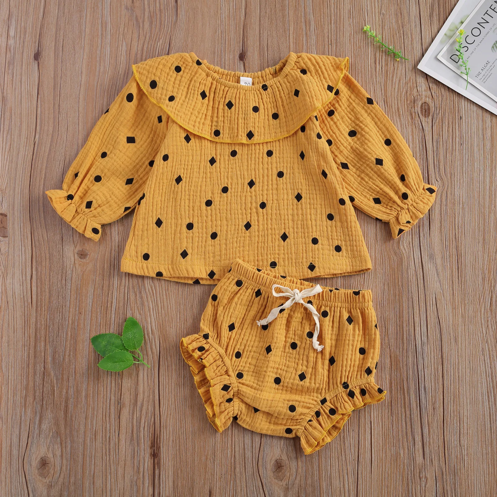 Baby Girl’s 2Pcs Clothes Set Ruffled Doll Collar Long Sleeve Tops with Elastic Triangle Shorts for Spring and Autumn
Baby Girl’s 2Pcs Clothes Set Ruffled Doll Collar Long Sleeve Tops with Elastic Triangle Shorts for Spring and Autumn