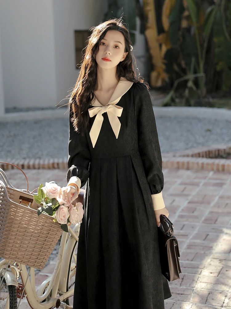 2021 new French retro waist slim basic lined corduroy dress female spring and winter long dresses female
2021 new French retro waist slim basic lined corduroy dress female spring and winter long dresses female