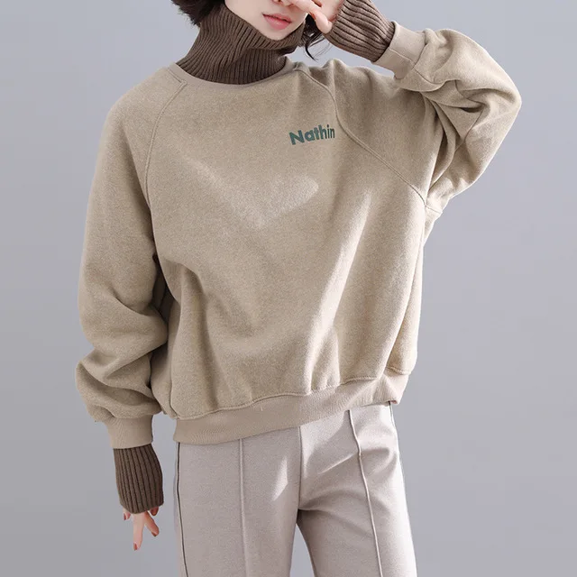 2020 autumn and winter new lining plus velvet loose hedging thickening fashion high collar casual solid color sweater blouse
2020 autumn and winter new lining plus velvet loose hedging thickening fashion high collar casual solid color sweater blouse