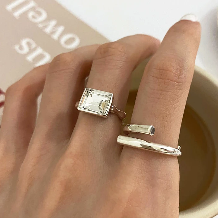 Big Geometric Square Zircon Inlaid Ring For Women Teens Luxury Brand Design Elegant Charm Finger Jewelry Gift
Big Geometric Square Zircon Inlaid Ring For Women Teens Luxury Brand Design Elegant Charm Finger Jewelry Gift