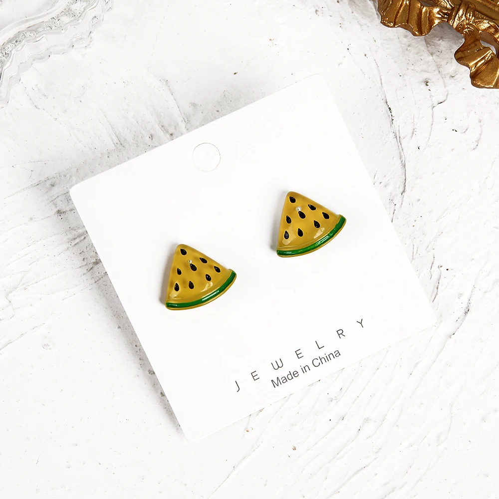 Creative Watermelon Stud Earrings 2020 New Korean Cute Fruit Earring Acrylic Resin Earrings for Girls Teenager Gift
Creative Watermelon Stud Earrings 2020 New Korean Cute Fruit Earring Acrylic Resin Earrings for Girls Teenager Gift