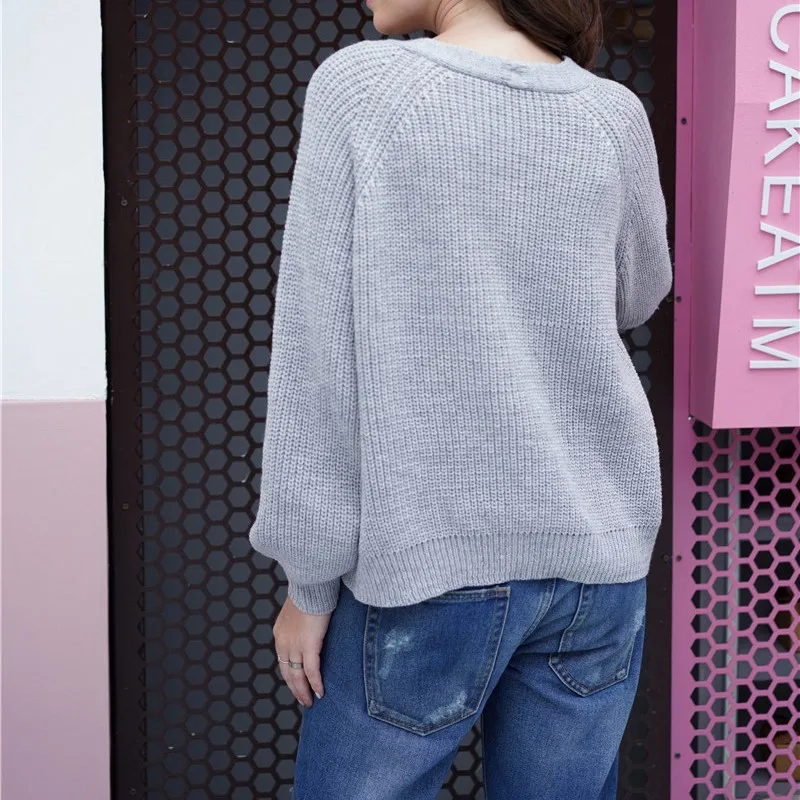 Women Knitted Cardigans Sweater V Neck Casual Button Solid Sweater Autumn Plus Size Long Sleeve Female Thick Loose Tops
Women Knitted Cardigans Sweater V Neck Casual Button Solid Sweater Autumn Plus Size Long Sleeve Female Thick Loose Tops