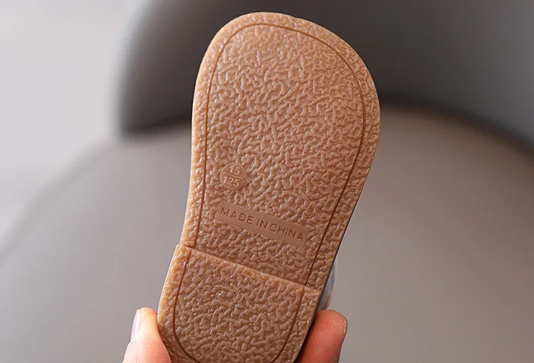 2021 Spring New Baby Girls Casual Single Shoes Cartoon Princess First Walkers Toddler Girls Flats Shoes Solid Color
2021 Spring New Baby Girls Casual Single Shoes Cartoon Princess First Walkers Toddler Girls Flats Shoes Solid Color