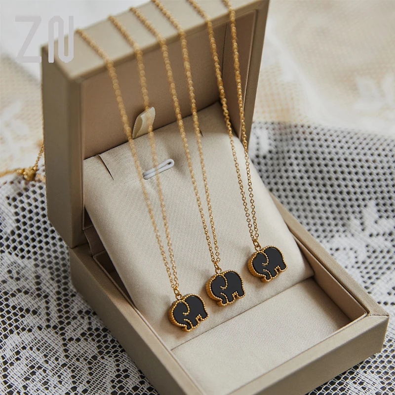 ZN 2021 New Minimalist Double-sided Black and White Elephant Pendant Necklaces For Women Fashion Simple Jewelry Gifts
ZN 2021 New Minimalist Double-sided Black and White Elephant Pendant Necklaces For Women Fashion Simple Jewelry Gifts