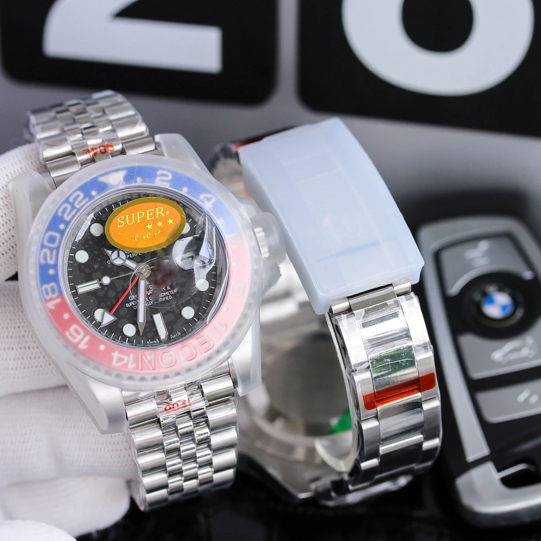 Designer watch high quality G-M-T men's watch 3186 movement 904 stainless steel sapphire glass watch
Designer watch high quality G-M-T men's watch 3186 movement 904 stainless steel sapphire glass watch