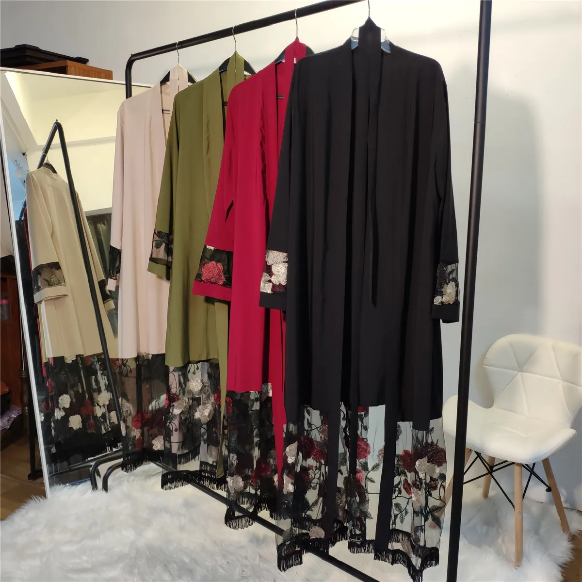Donsignet Muslim Dress Muslim Fashion Middle East Eid Duabi Abaya Turkey Robe Ramadan Cardigan Embroidered Islamic Muslim Kimono
Donsignet Muslim Dress Muslim Fashion Middle East Eid Duabi Abaya Turkey Robe Ramadan Cardigan Embroidered Islamic Muslim Kimono