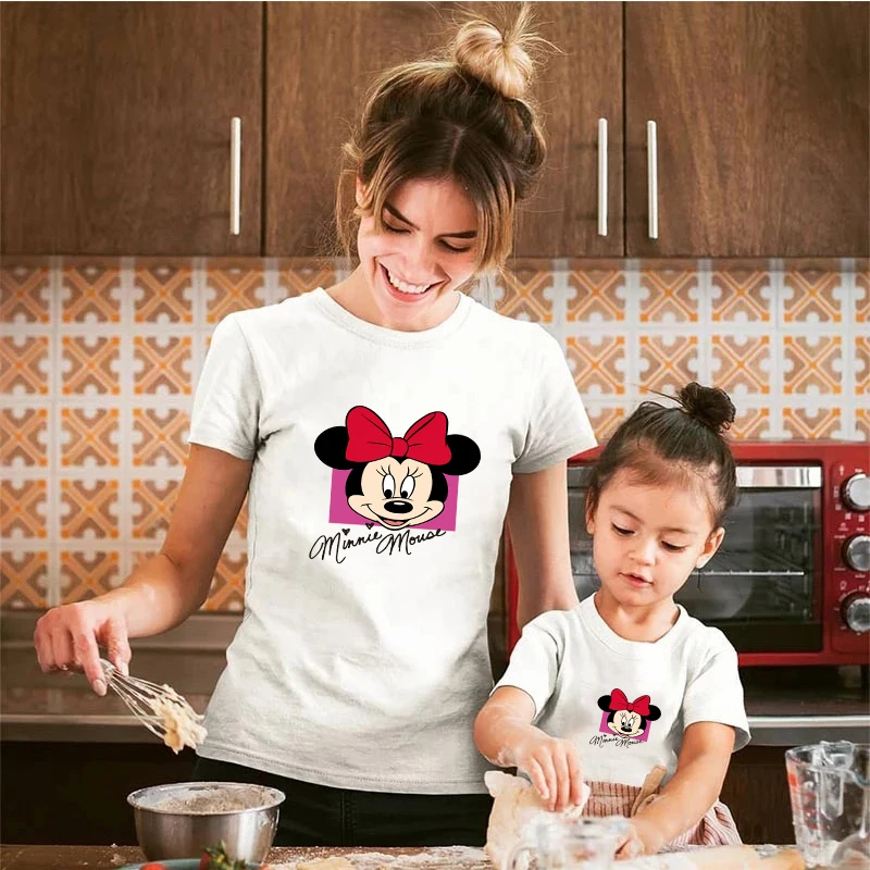 2021 Disney T-shirt Women Cartoon Mickey Pattern Short Sleeve Summer Regular O-Neck Tops Cute Family Parent-child Outfit
2021 Disney T-shirt Women Cartoon Mickey Pattern Short Sleeve Summer Regular O-Neck Tops Cute Family Parent-child Outfit