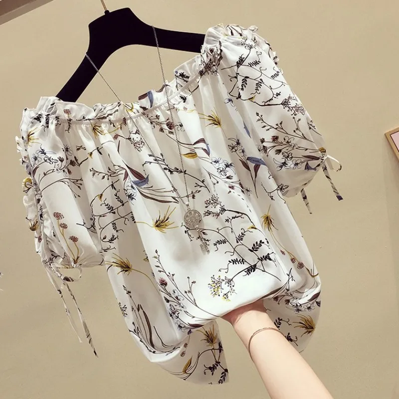 Summer Women Shirts Chiffon Blouses Women Blouses Office Lady Slash neck Shirts Printed Casual Elegant Pullover Tops X010
Summer Women Shirts Chiffon Blouses Women Blouses Office Lady Slash neck Shirts Printed Casual Elegant Pullover Tops X010