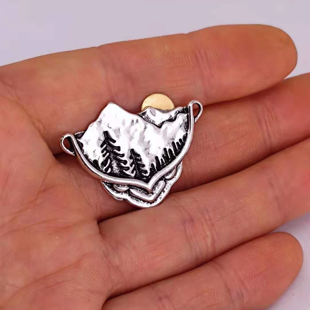 50 шт., подвеска в виде гор, серебряного цвета 
50 шт., подвеска в виде гор, серебряного цвета