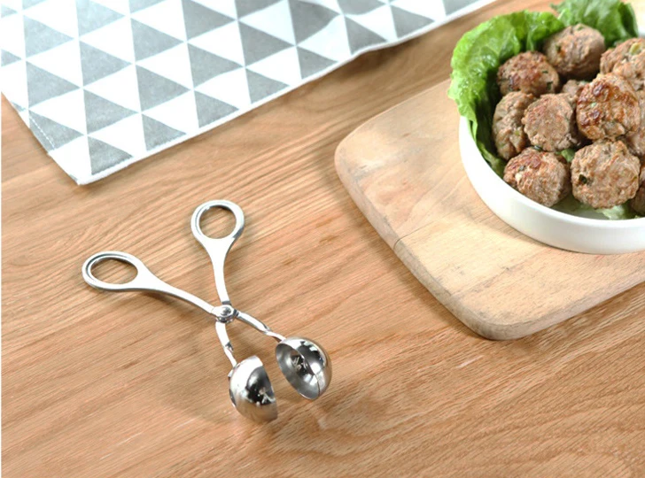 1PC Meatball Clip Meatball Maker Meat Baller Cooking Tool Kitchen Meatball Scoop Ball Maker Kitchen Accessories Cuisine
1PC Meatball Clip Meatball Maker Meat Baller Cooking Tool Kitchen Meatball Scoop Ball Maker Kitchen Accessories Cuisine