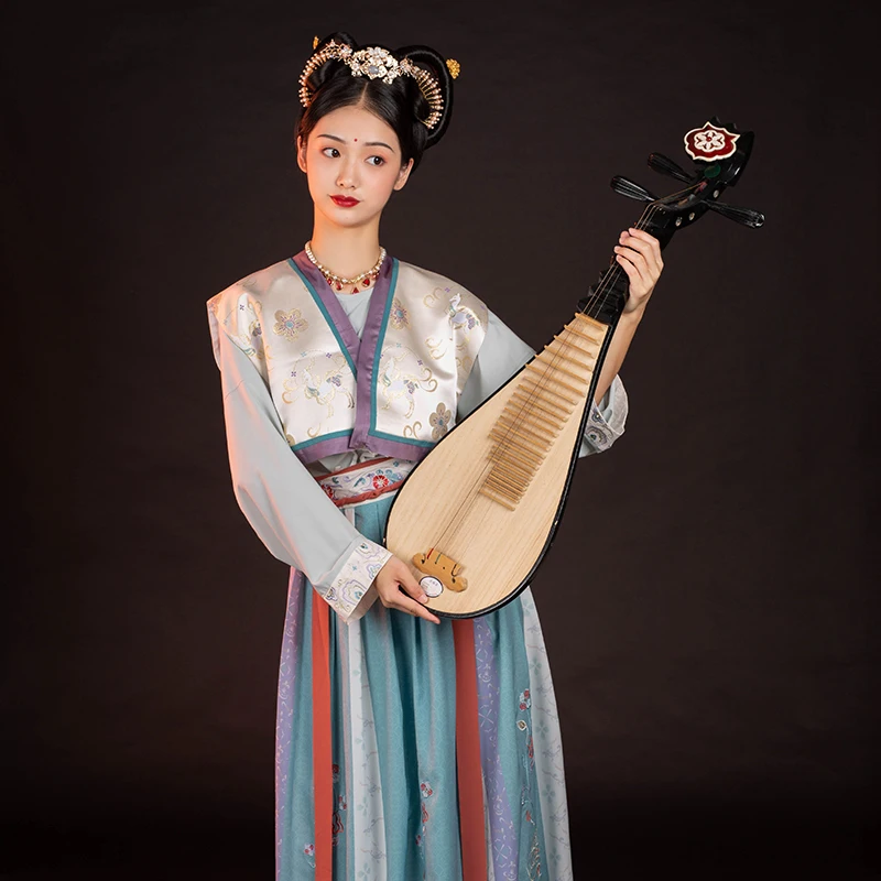2021 New Female Hanfu Chinese Traditional Elegant Costume Women Tang Dynasty Dunhuang Flying Dress Three-Piece Hanfu Dress
2021 New Female Hanfu Chinese Traditional Elegant Costume Women Tang Dynasty Dunhuang Flying Dress Three-Piece Hanfu Dress