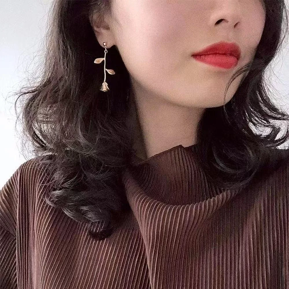 Rose Earrings For Women Jewelry Korean Fashion Simple Cute Earrings 2021 Trendy New Personality Tassels Earrings Wholesale
Rose Earrings For Women Jewelry Korean Fashion Simple Cute Earrings 2021 Trendy New Personality Tassels Earrings Wholesale