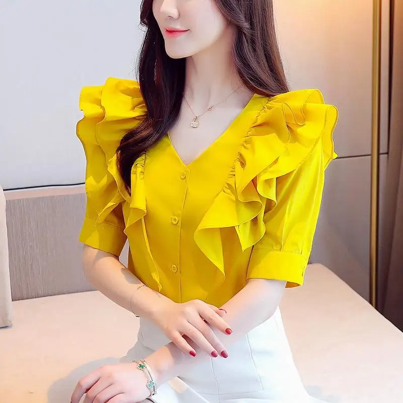 2020 new Summer temperament V-neck Ruffle fairy chiffon shirt women's versatile top loose blouse looks thin
2020 new Summer temperament V-neck Ruffle fairy chiffon shirt women's versatile top loose blouse looks thin