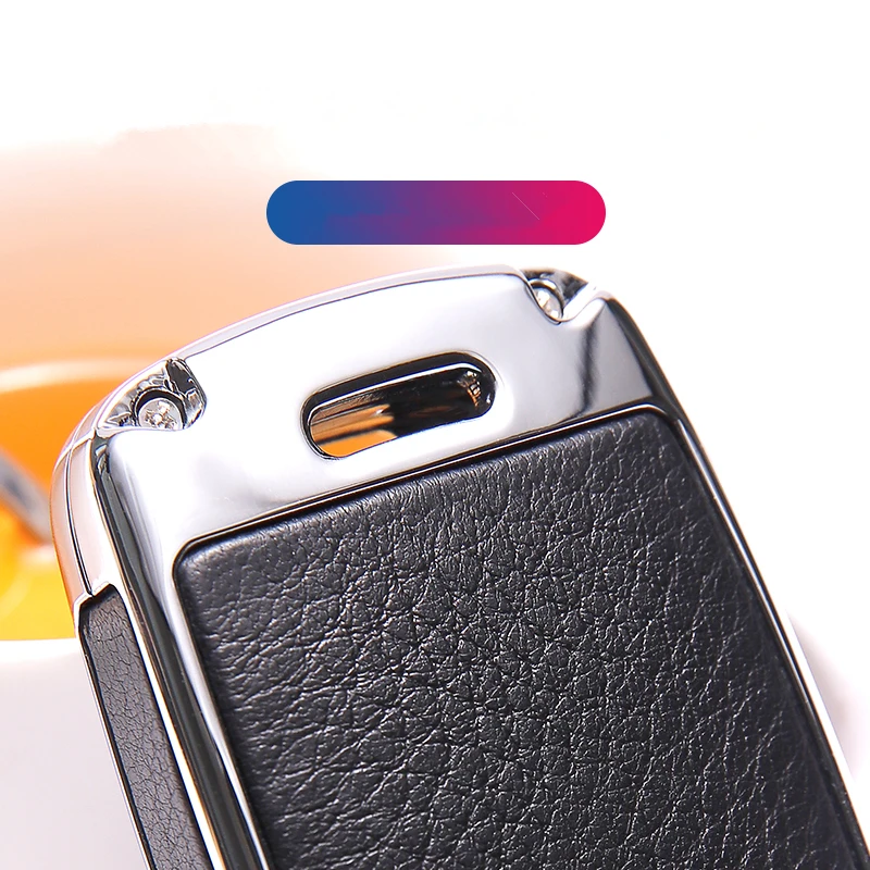 For Audi Q8 C8 A6 A7 A8 High grade metal case of car key Car remote key protective coat Car key bag Key protection box
For Audi Q8 C8 A6 A7 A8 High grade metal case of car key Car remote key protective coat Car key bag Key protection box