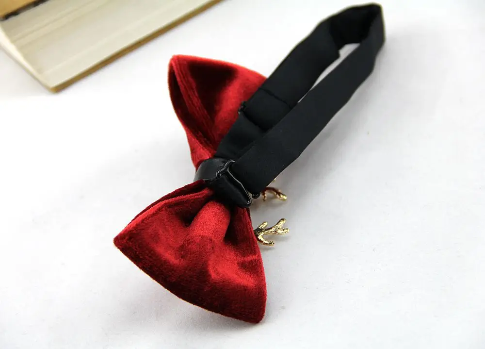 Fashion High-end Men's Gold Velvet Bowtie Christmas Metal Elk Head Wedding Luxury Bow Ties Trendy Collar Jewelry Gifts for Men
Fashion High-end Men's Gold Velvet Bowtie Christmas Metal Elk Head Wedding Luxury Bow Ties Trendy Collar Jewelry Gifts for Men
