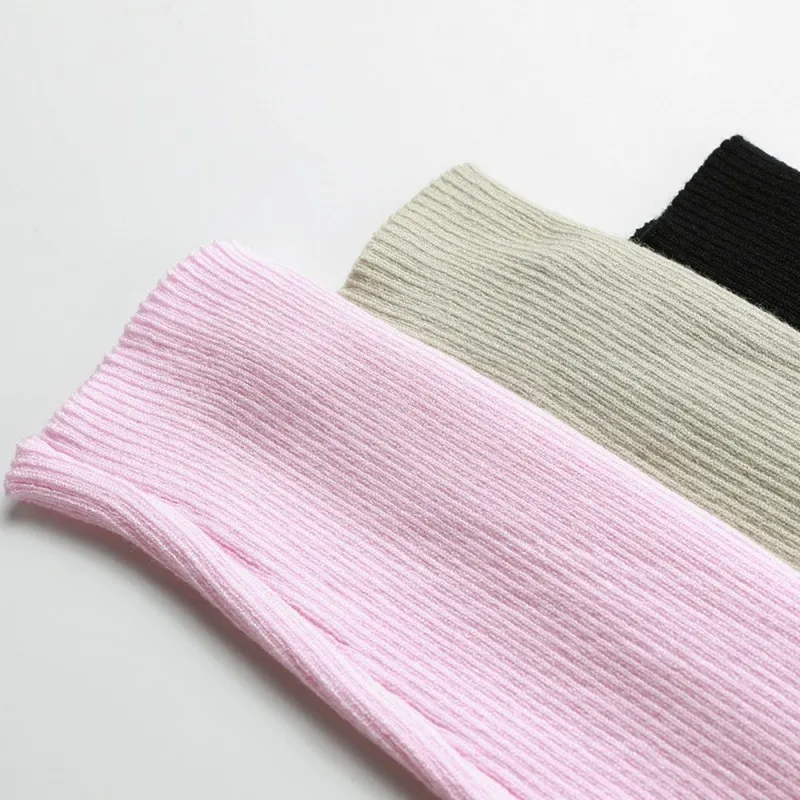 Women Knitting Sweaters Spring New Designer Hollow Out Slim Thin Sweaters Fashion Solid Color V-Neck Single Breasted Cardigans 
Women Knitting Sweaters Spring New Designer Hollow Out Slim Thin Sweaters Fashion Solid Color V-Neck Single Breasted Cardigans