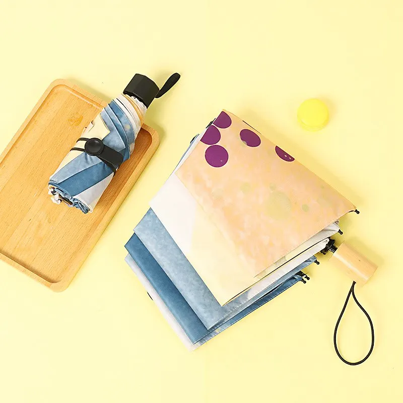 Folding Manual UPF 50+ Graffiti Printing Men's And Women's Sunny And Rainy Dual-purpose Folding Portable UV Protection Umbrella
Folding Manual UPF 50+ Graffiti Printing Men's And Women's Sunny And Rainy Dual-purpose Folding Portable UV Protection Umbrella