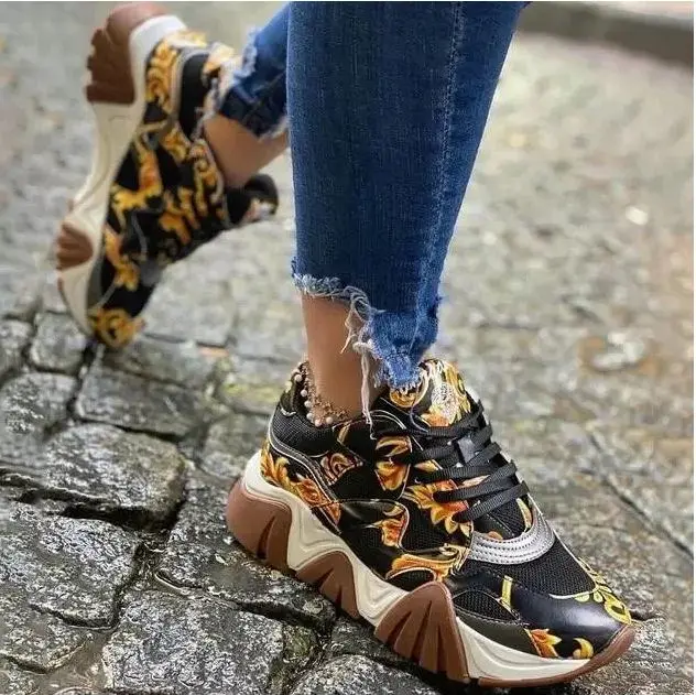 2021 Summer New Mesh Sports Shoes Anti Slip Pattern Color Leisure Running Mountaineering Comfortable Women's Shoes Km054
2021 Summer New Mesh Sports Shoes Anti Slip Pattern Color Leisure Running Mountaineering Comfortable Women's Shoes Km054