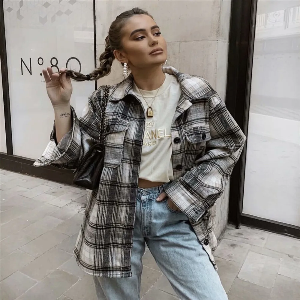 Весна-Осень 2020, Женская Классическая клетчатая свободная однобортная куртка с длинным рукавом и воротником на пуговицах с карманами 
Весна-Осень 2020, Женская Классическая клетчатая свободная однобортная куртка с длинным рукавом и воротником на пуговицах с карманами