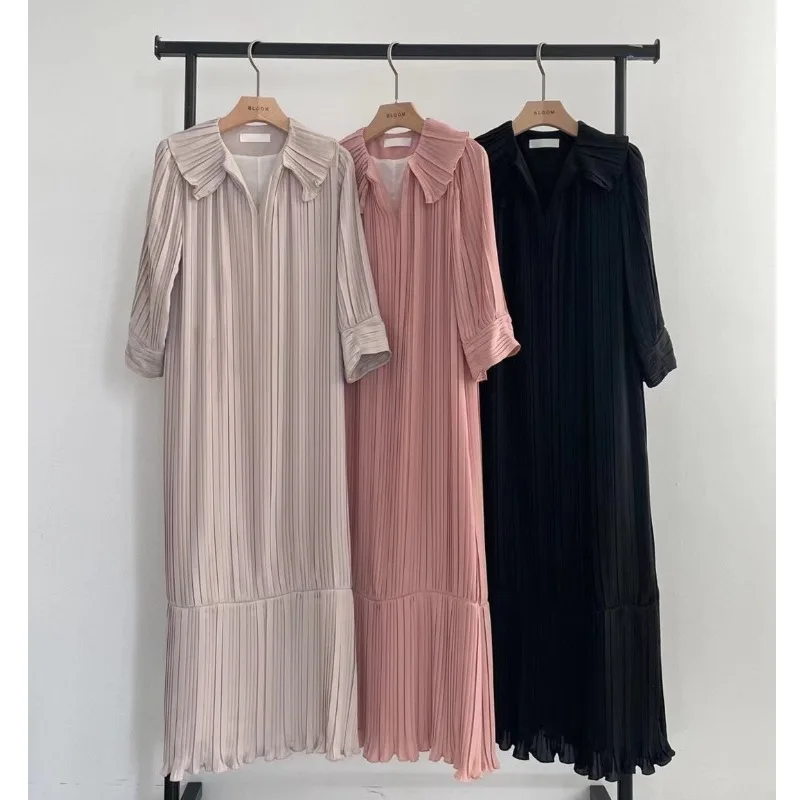 Retro Lapel Pleated Chiffon Dress Loose Casual Solid Color Seven Sleeve Fishtail Dresses for Women Vestido De Mujer
Retro Lapel Pleated Chiffon Dress Loose Casual Solid Color Seven Sleeve Fishtail Dresses for Women Vestido De Mujer