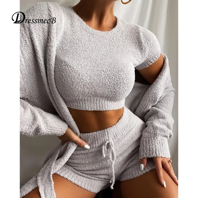 Трикотажный спортивный костюм Dressmecb для женщин, комплект из двух предметов, повседневный укороченный топ с круглым вырезом и шорты, осенне-з...
Трикотажный спортивный костюм Dressmecb для женщин, комплект из двух предметов, повседневный укороченный топ с круглым вырезом и шорты, осенне-з...