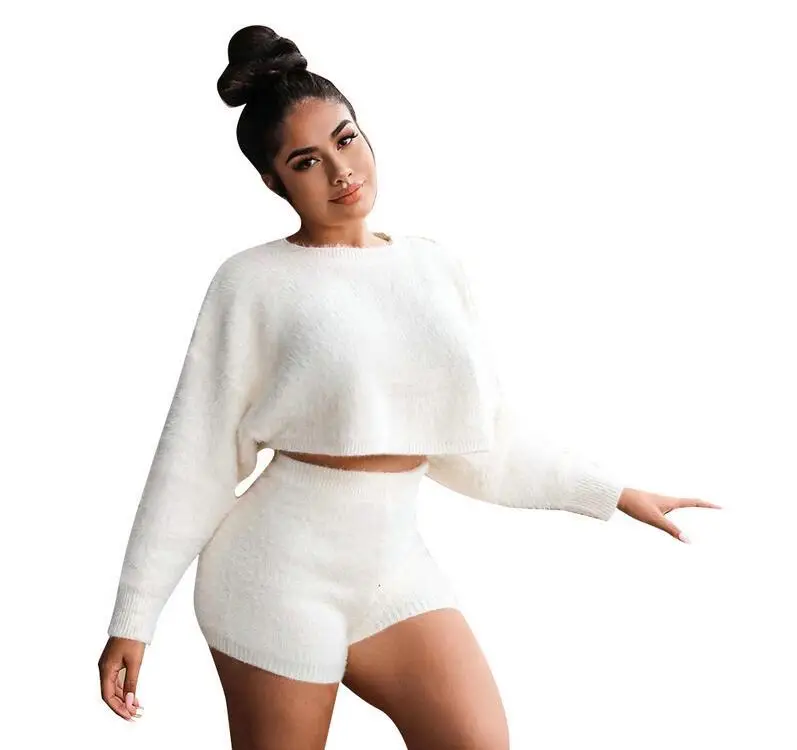Women Winter Clothing Set White Knitted Sweaters Batwing Sleeve White Pullovers Shorts 2Pcs Sets European Style Sexy S-XL GMW24 
Women Winter Clothing Set White Knitted Sweaters Batwing Sleeve White Pullovers Shorts 2Pcs Sets European Style Sexy S-XL GMW24