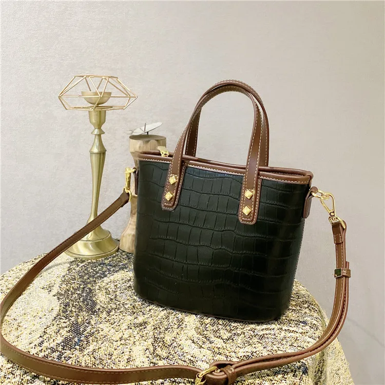 2 In 1 Retro Stone Pattern Women Bucket Totes Shoulder Bags Ladies Handbag And Purse PU Leather Crossbody Bag
2 In 1 Retro Stone Pattern Women Bucket Totes Shoulder Bags Ladies Handbag And Purse PU Leather Crossbody Bag