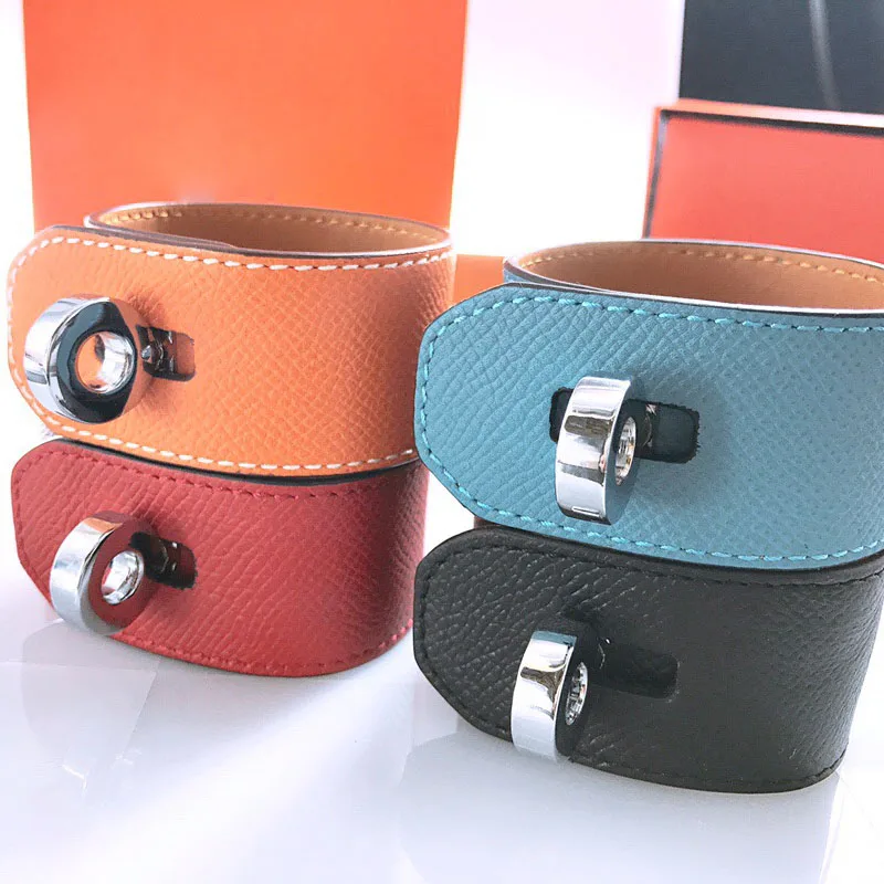 2021 fashion jewelry genuine leather bracelet with lock for women the best gift free shipping
2021 fashion jewelry genuine leather bracelet with lock for women the best gift free shipping