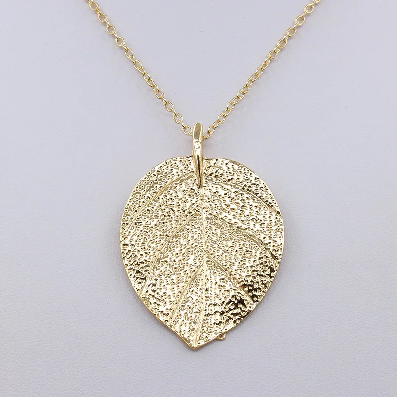 1PC Charm Graceful Shiny Golden Leaf Exquisite Pendant Necklace Long Sweater Chain |