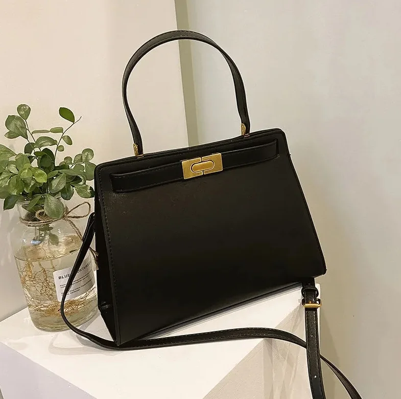 Luxury Brand Exquisite Shopping Bag Retro Casual Women Totes Shoulder Bags Female Leather Solid Color Chain Handbag for Women
Luxury Brand Exquisite Shopping Bag Retro Casual Women Totes Shoulder Bags Female Leather Solid Color Chain Handbag for Women