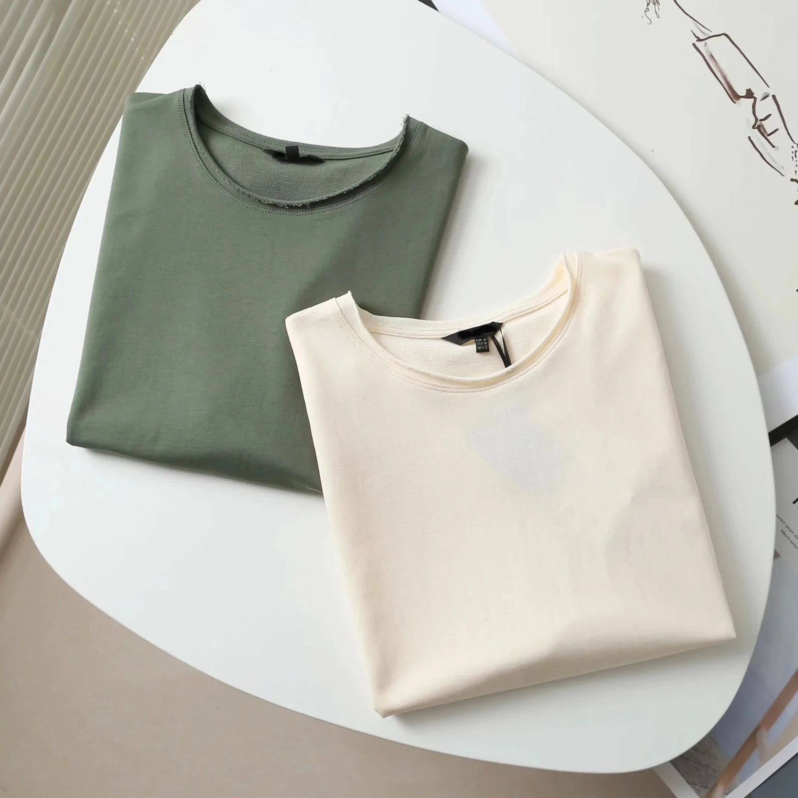 Harajuku Tshirt England Vintage Fashion Office Lady Loose O-neck Summer T Shirt Women Camisetas Verano Mujer 2021 Tops
Harajuku Tshirt England Vintage Fashion Office Lady Loose O-neck Summer T Shirt Women Camisetas Verano Mujer 2021 Tops